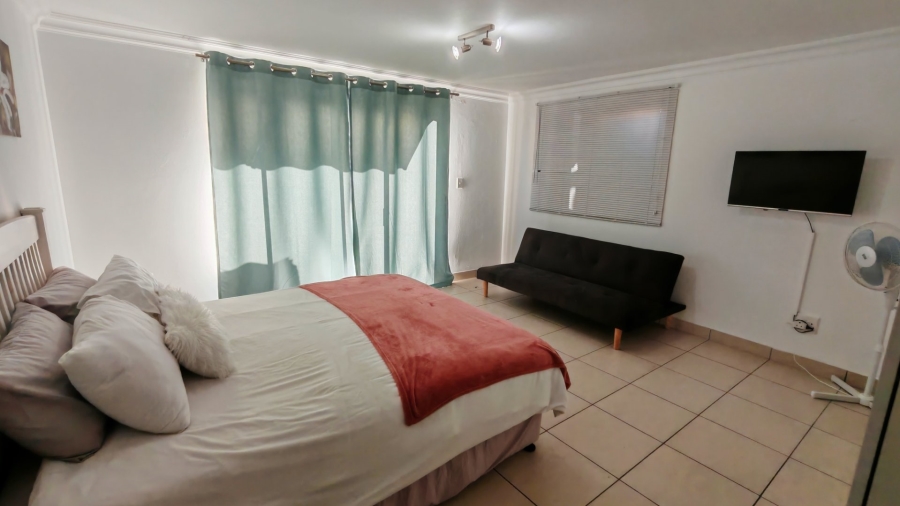5 Bedroom Property for Sale in Twee Kuilen Western Cape